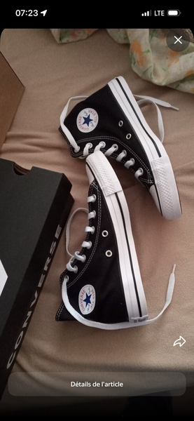Chaussures Converse Chuck Taylor noir et blanc