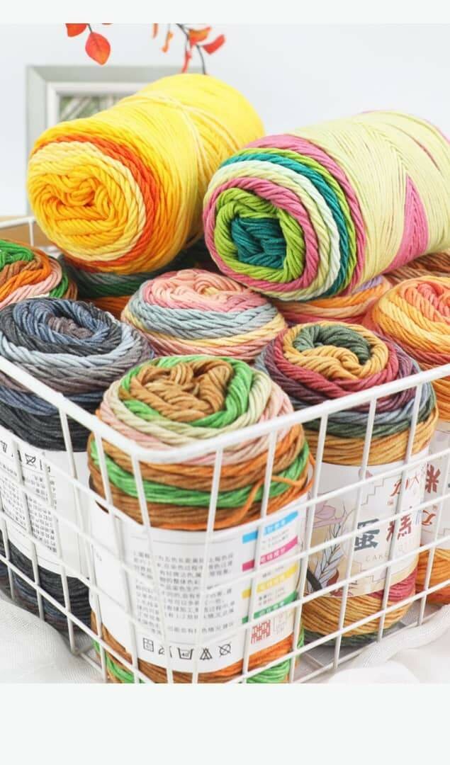 Fil à tricoter multicolore