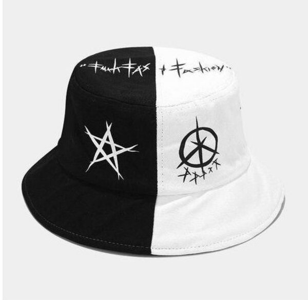 Bob bicolore avec motifs