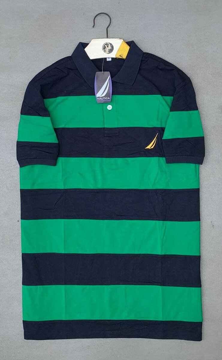 Polo rayé pour hommes élégance