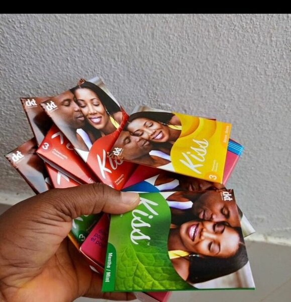 18 préservatifs masculin kiss