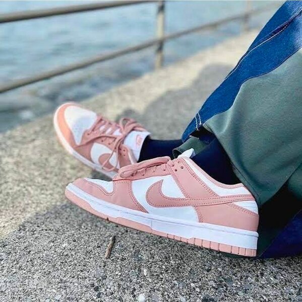 Baskets Nike sb rose et blanc