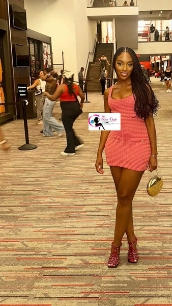 Robe moulante chic pour femme