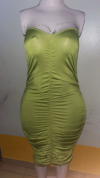 Robe moulante élégante femme