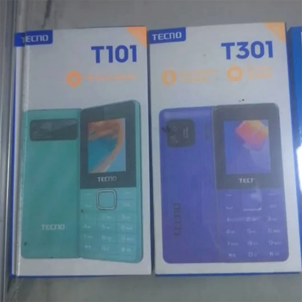 Téléphones Tecno T101 et T301
