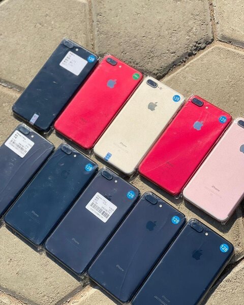 iPhone 7 Plus 128 GB /32 GB