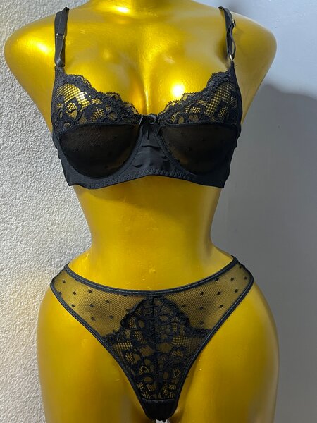 Ensemble de lingerie dentelle sexy