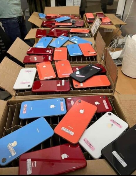 iPhone XR quasi neuf