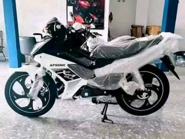 Moto Apsonic DLX sportive