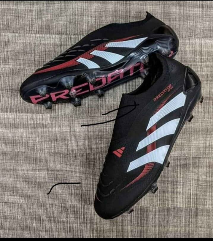 Chaussures de foot Adidas Predator