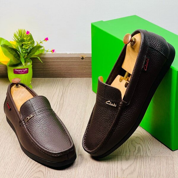 Quality Clarks Brown Loafers