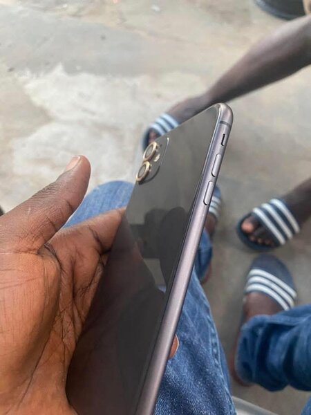 iPhone 11 reconditionné - Noir