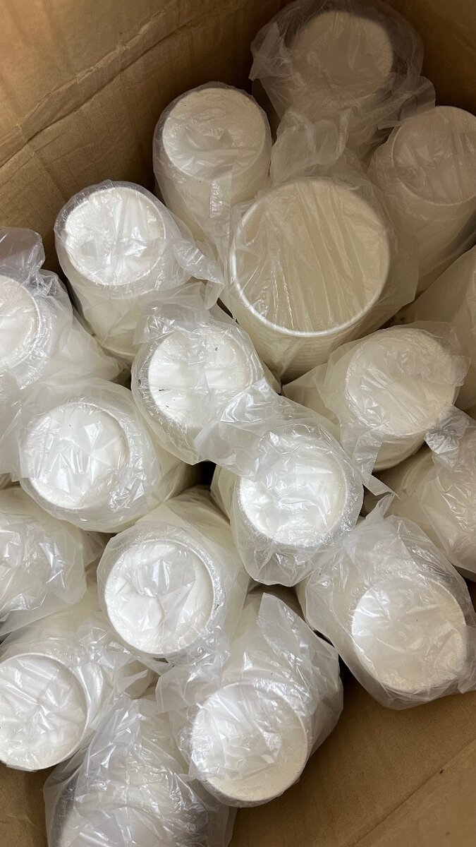 Бумажные стаканчики двухслойные