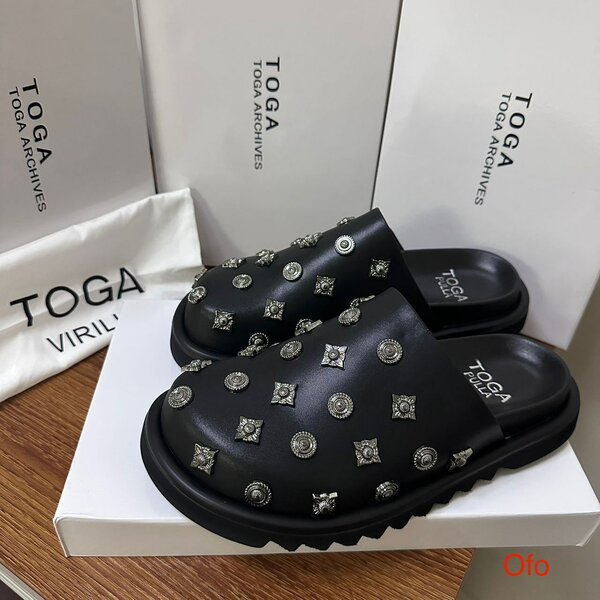 Mules Noires à Clous Toga