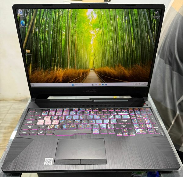 Ordinateur Portable Gamer RGB