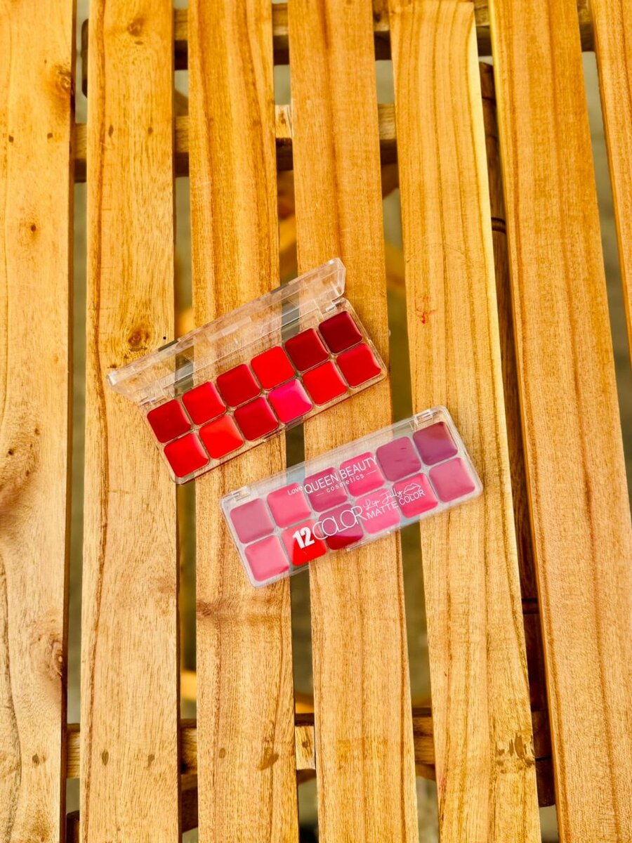 Queen Beauty Lip Jelly Matte Color Lipstick Palette