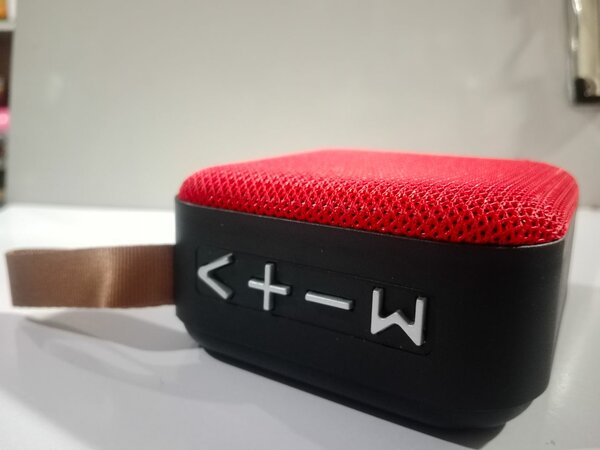 T5 Portable Bluetooth-compatible Speaker Wireless Loudspeake