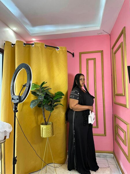 Ensemble femme, top noir et pantalon large