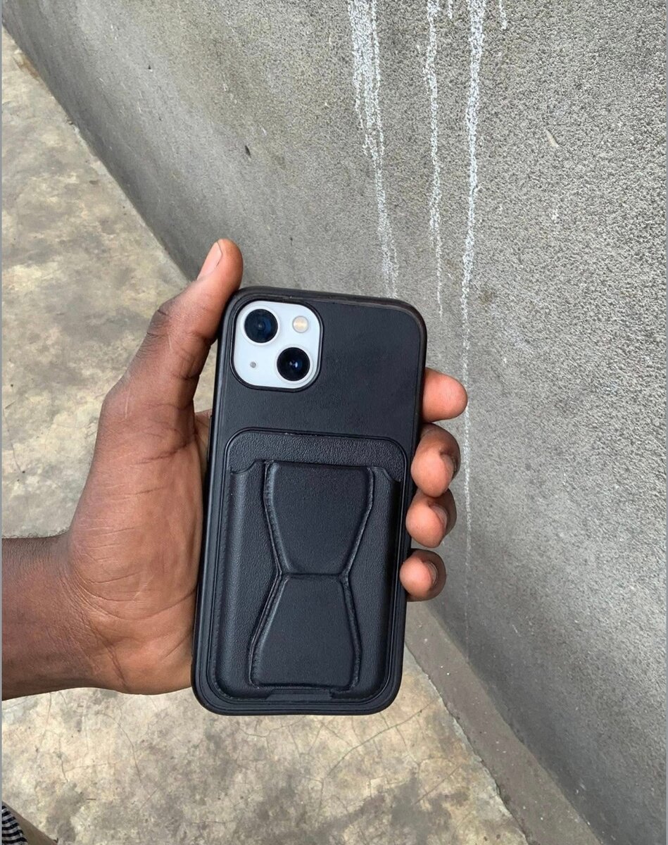 iPhone 13 blanc 128Go