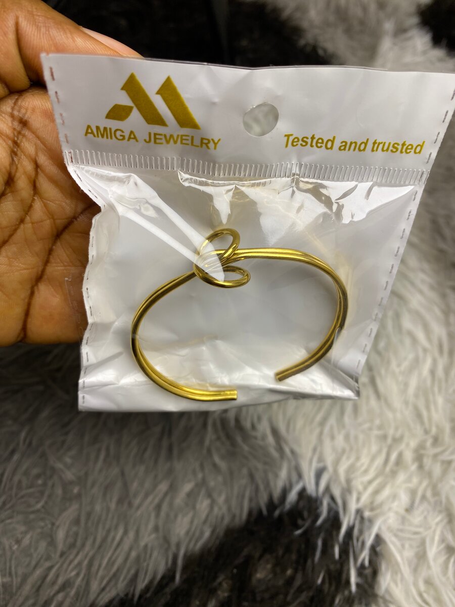 Bracelet en laiton élégant