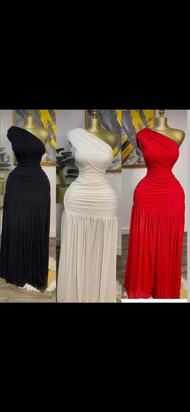 Robe Longue Épaule Nue Élégante