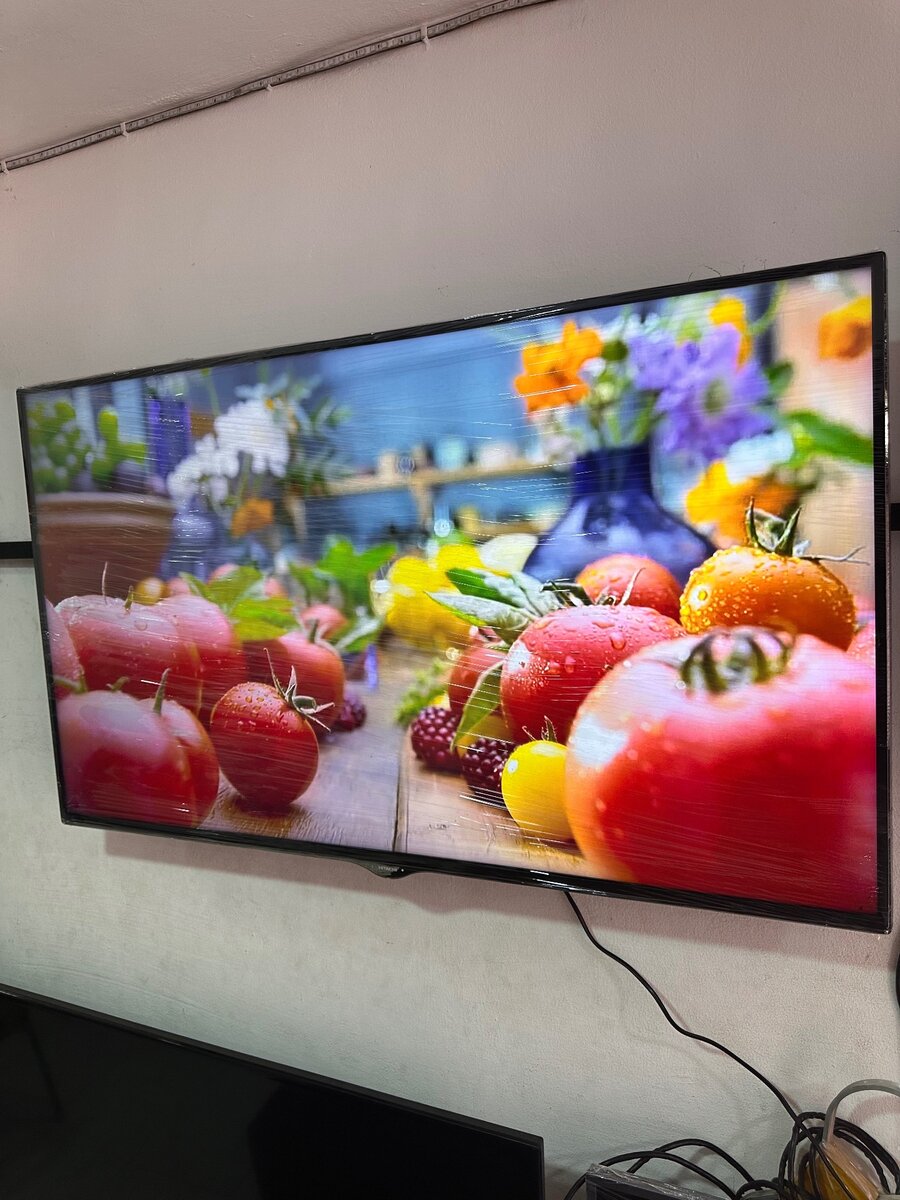 50inches full digital 4k ultra hd led smart HITACHI TV