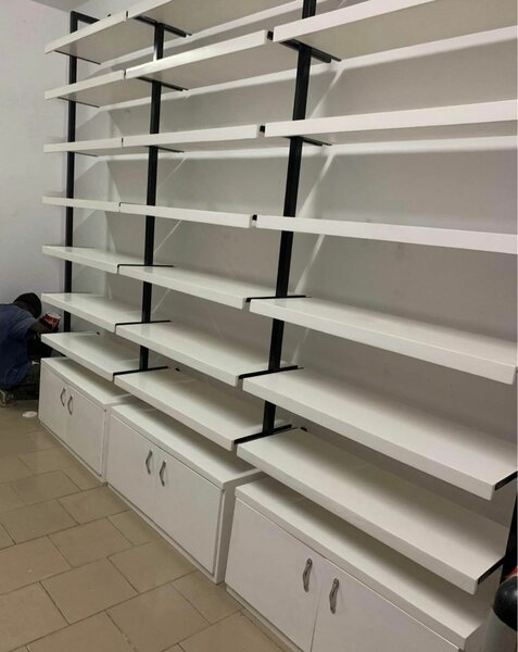 Étagères murales modulaires