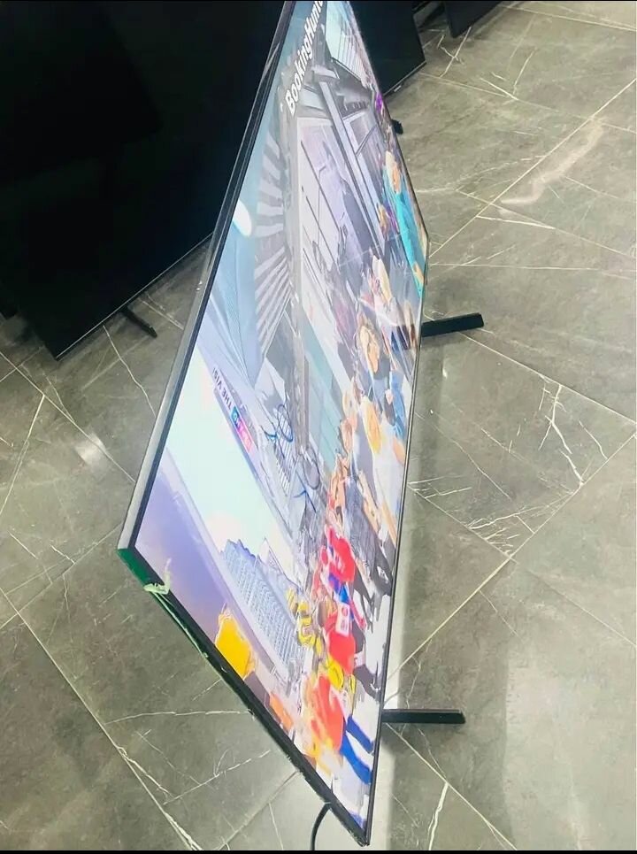 Téléviseur intelligent 4K grand écran