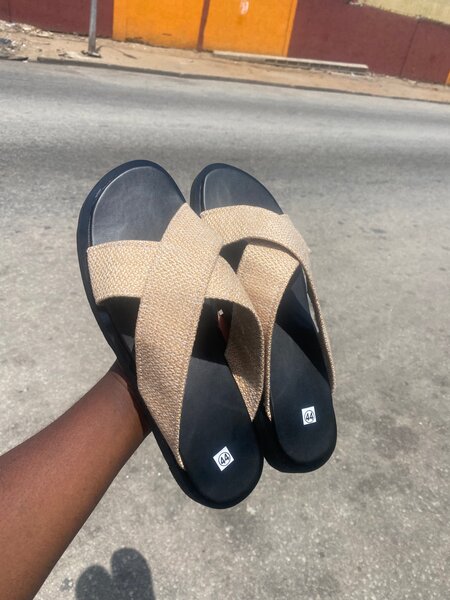 Sandales croisées confortables