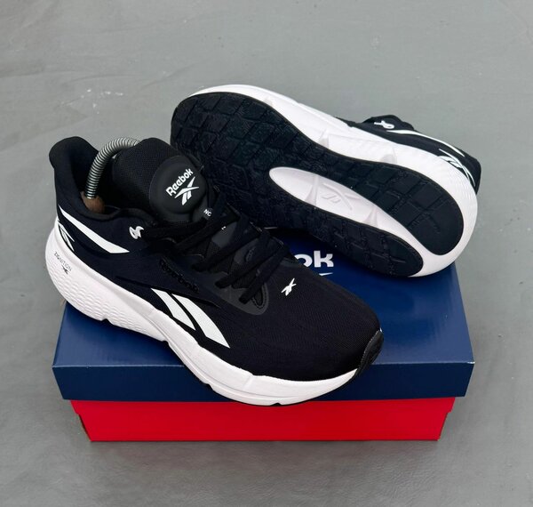 Reebok Baskets Noires Homme