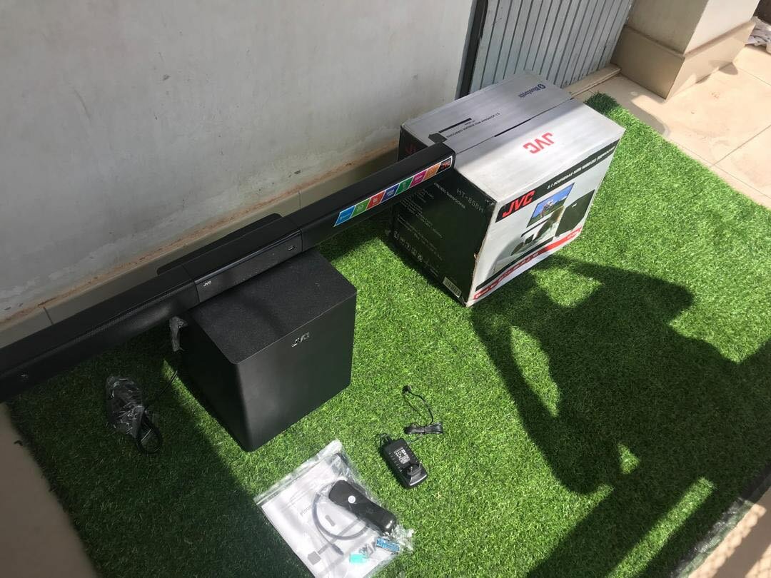 Jvc soundbar and woofer