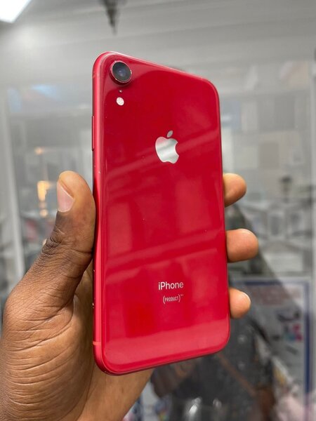 iPhone XR 64 Go