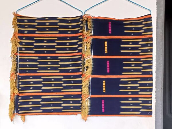 2 morceaux pagne tissé