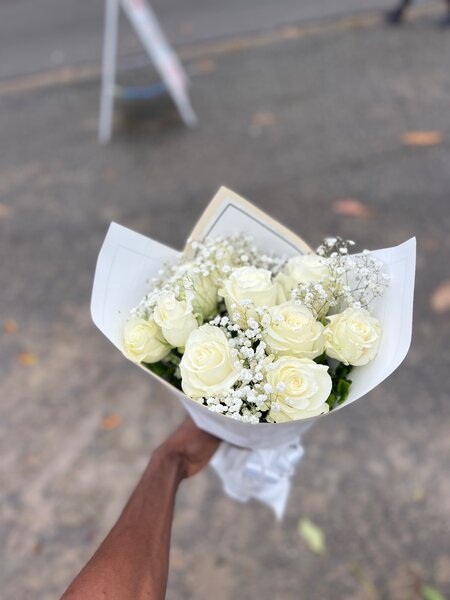 Bouquet de roses blanches