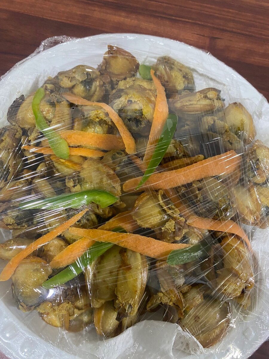 Oyster/Adordi/Fani which is originally known as Clams