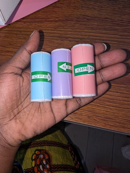 Etiquette autocollante couleur