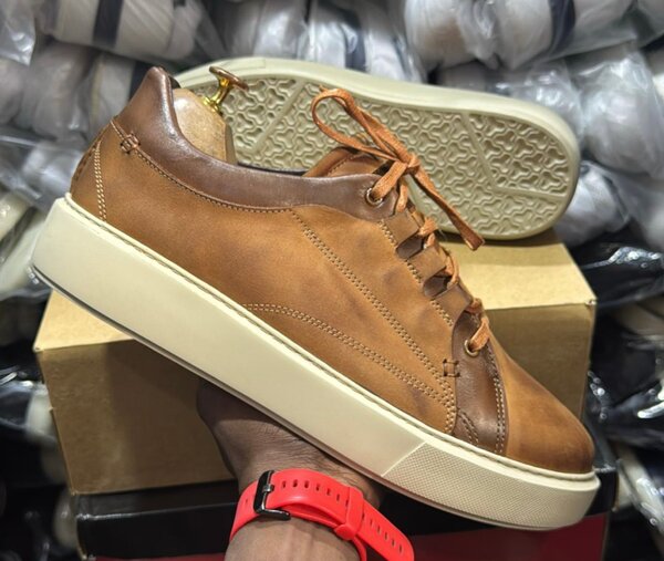 Sneakers en cuir marron