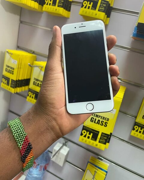 BRAND NEW IPHONE 🍏 pro 