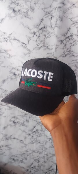Casquette Trucker Lacoste