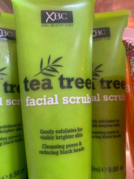 Yea tree facial scrub