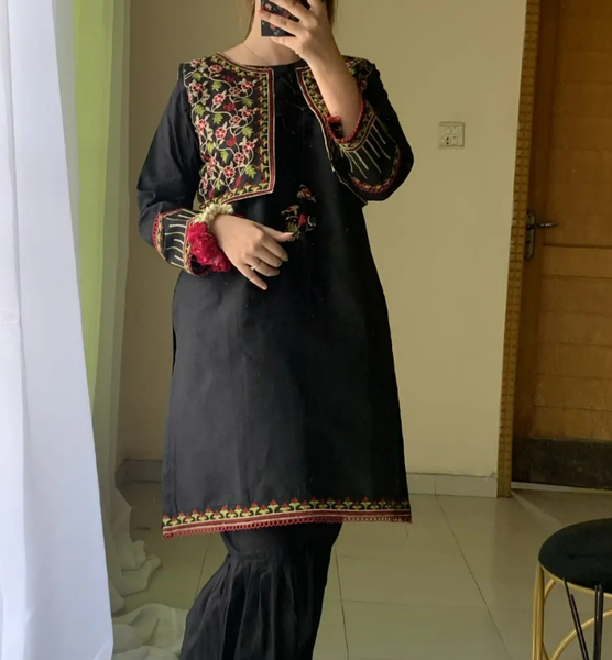 *Cotton Embroidery Shirt + 2 Side Embroidery Kotti With Free Size Flapper*