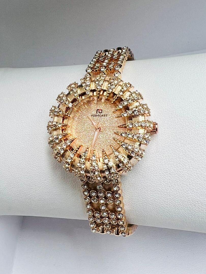 Montre femme élégante