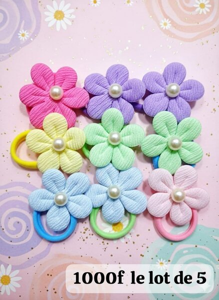 Barrettes fleuries