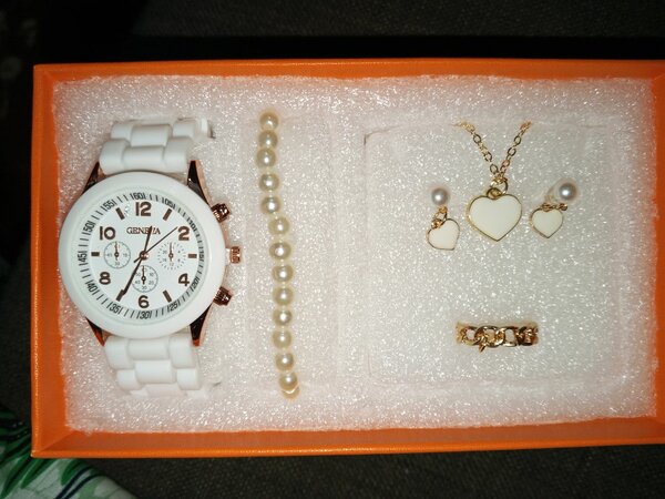 Coffret montre et bijoux