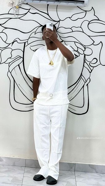 Tenue tout blanc élégante