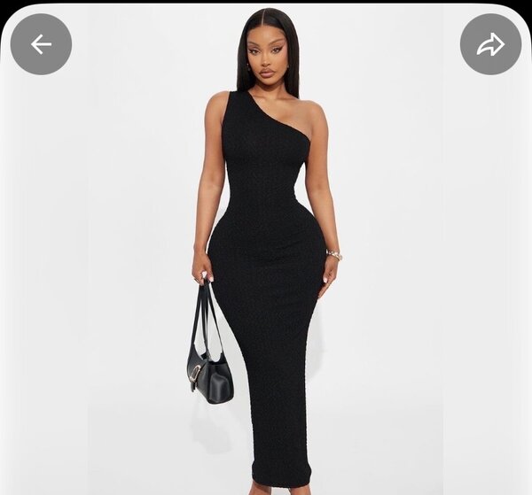 Robe élégante asymétrique