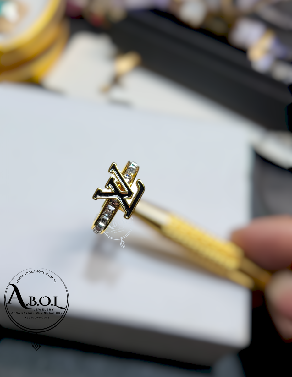 LV stone ring