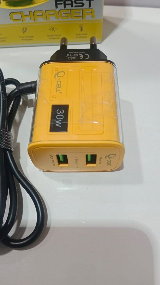 J Cell 3in1 Charger J-97