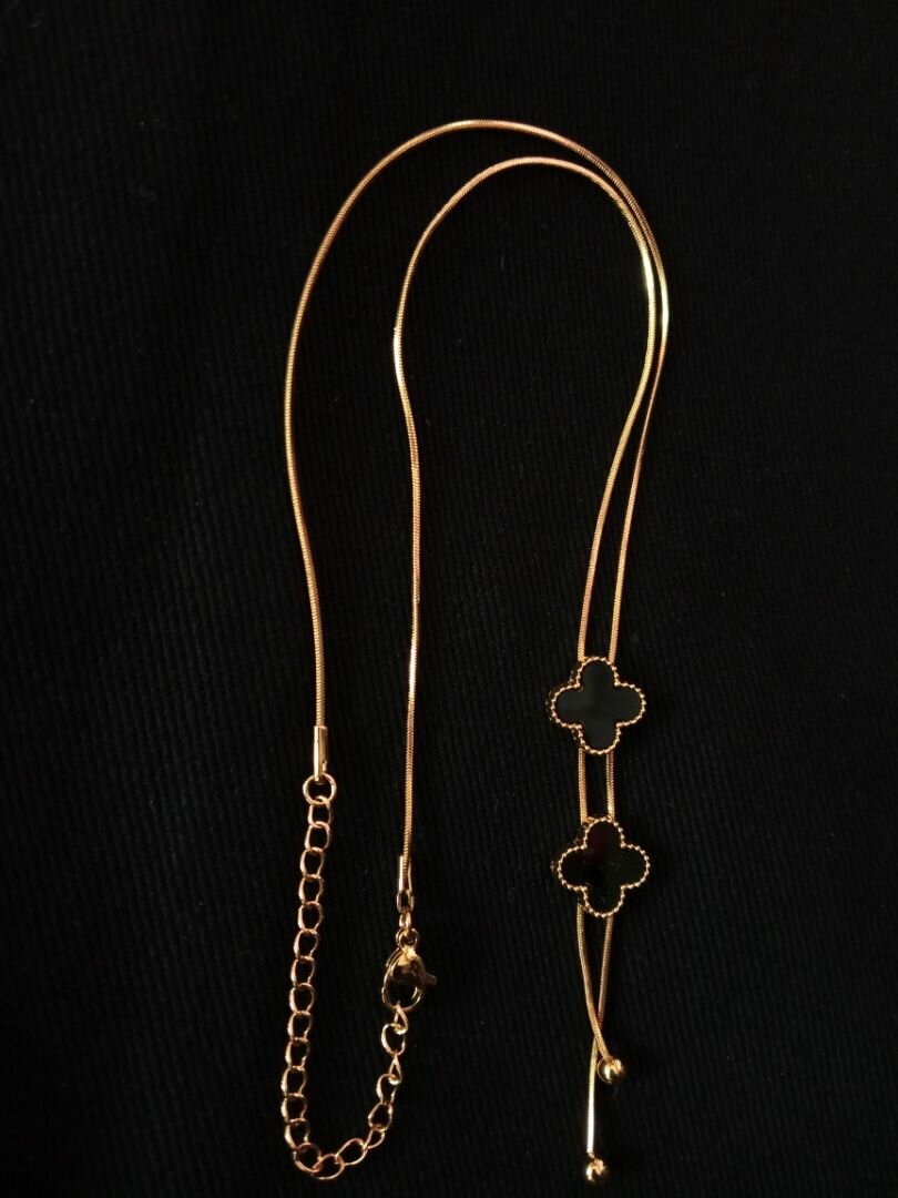 Ladies fancy necklace