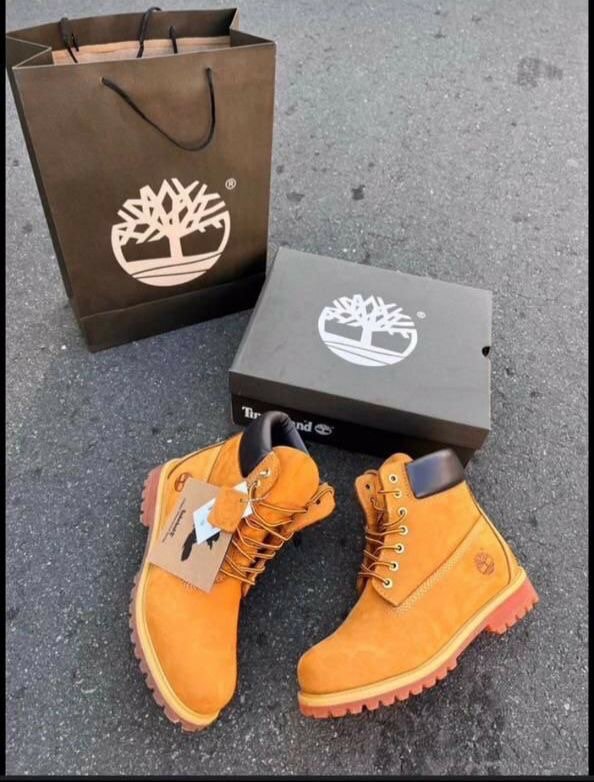 TIMBERLAND BOOT